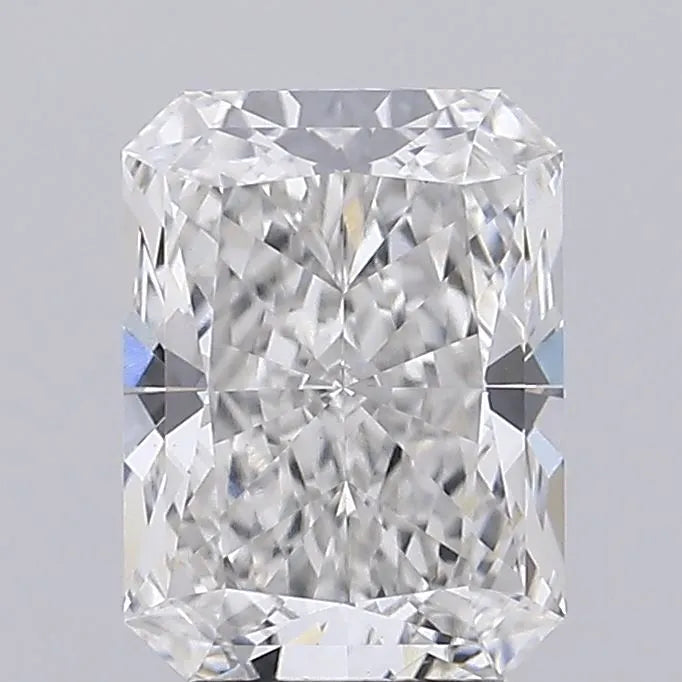 3.39ct Radiant Lab Grown Diamond (Colour G, Clarity VS1, IGI Certified)