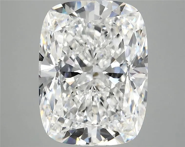 6.20ct Cushion modified Lab Grown Diamond (Colour E, Clarity VVS2, IGI Certified)