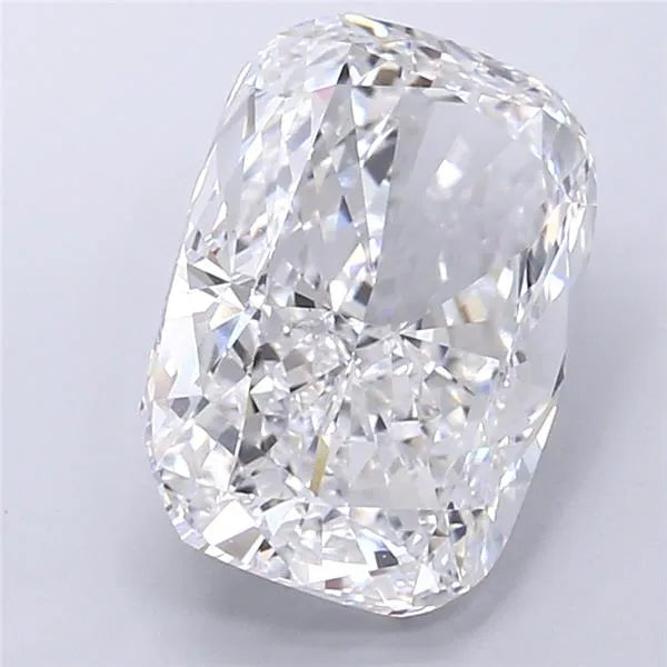 6.72ct Cushion modified Lab Grown Diamond (Colour D, Clarity VVS2, IGI Certified)