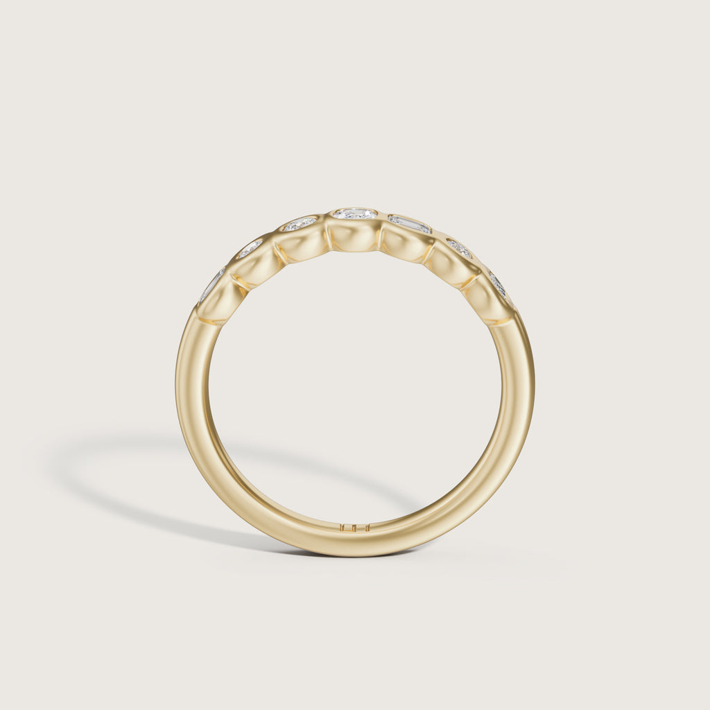 Mini Forma Diamond Ring