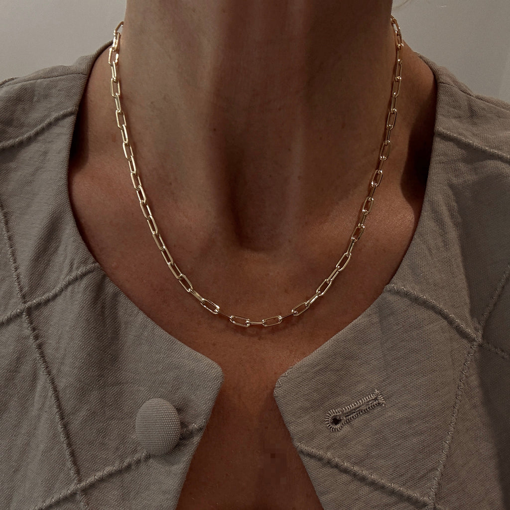 Large_Paper_Clip_Necklace_Yellow_Gold_14k