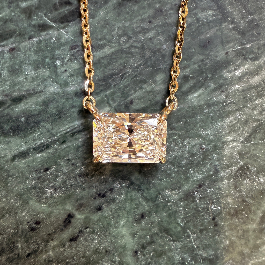 Radiant_One_Carat_Diamond_Neckalce_Yellow_Gold